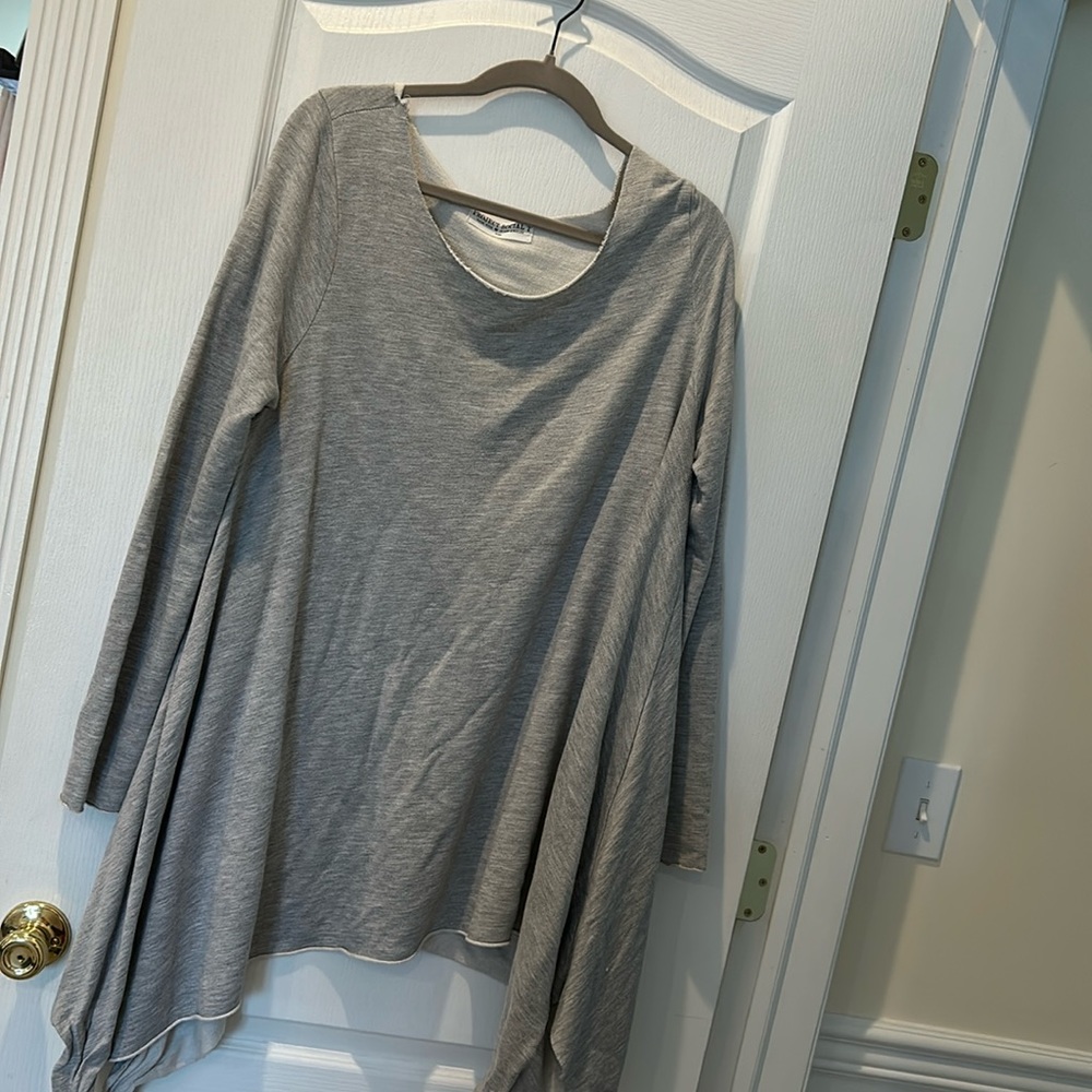 Project Social T Sweatshirt- Large- Gray- Asymmetrical Hem
